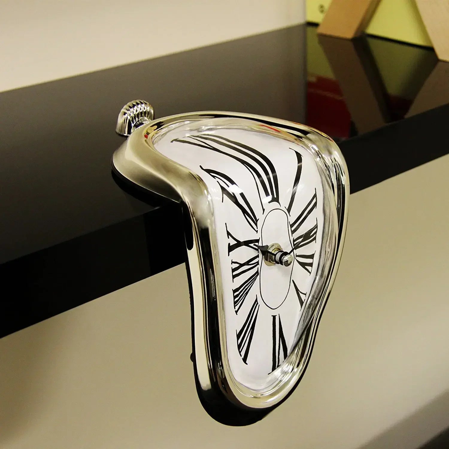 New Novel Surreal Melting Distorted Wall Clocks Surrealist Salvador Dali Style Wall Decoration Home Garden Clock